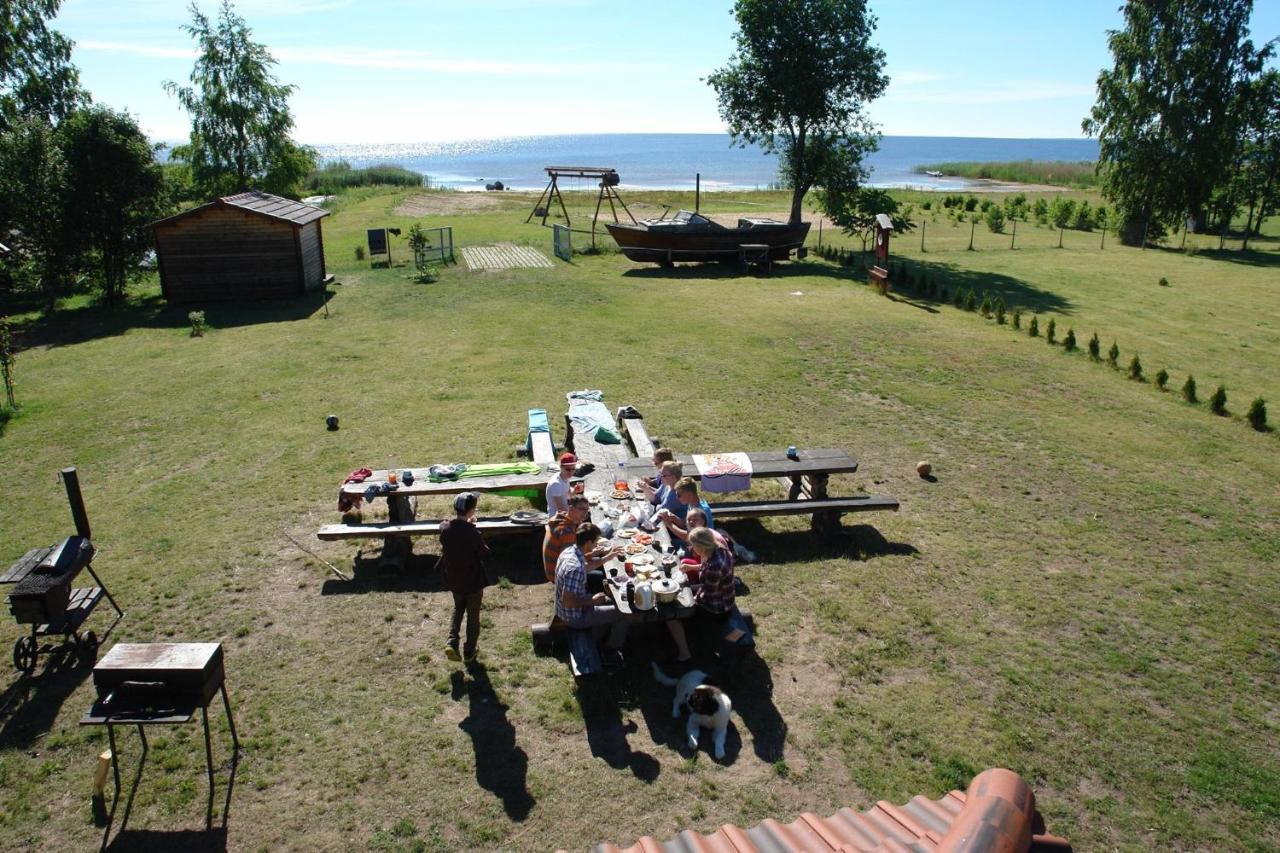 Paeevatalu Camping Hotell Vilusi Exteriör bild