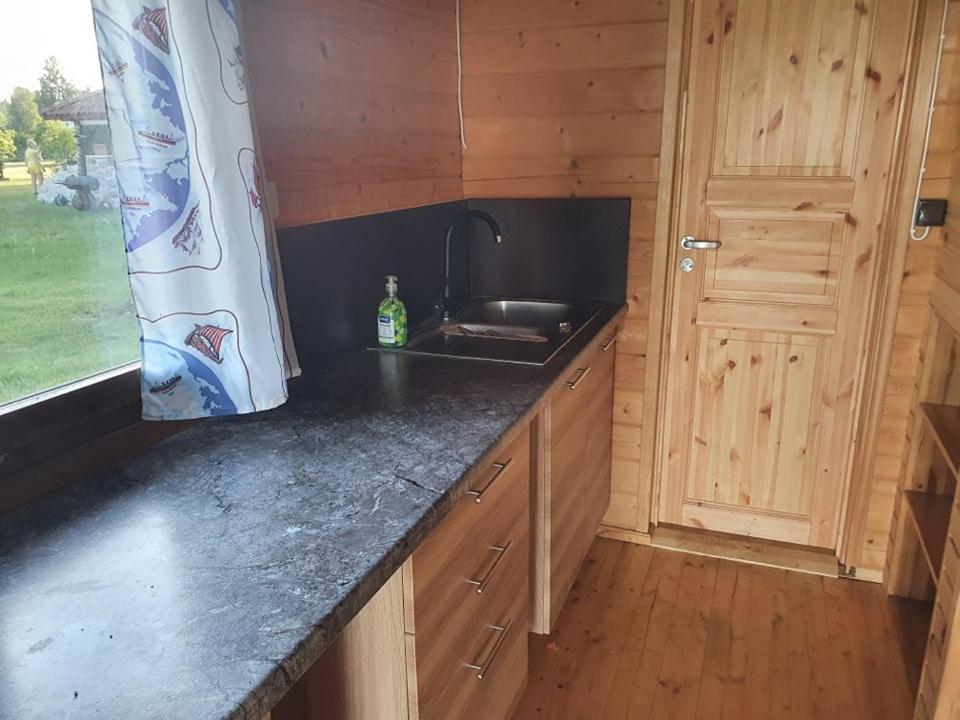 Paeevatalu Camping Hotell Vilusi Exteriör bild