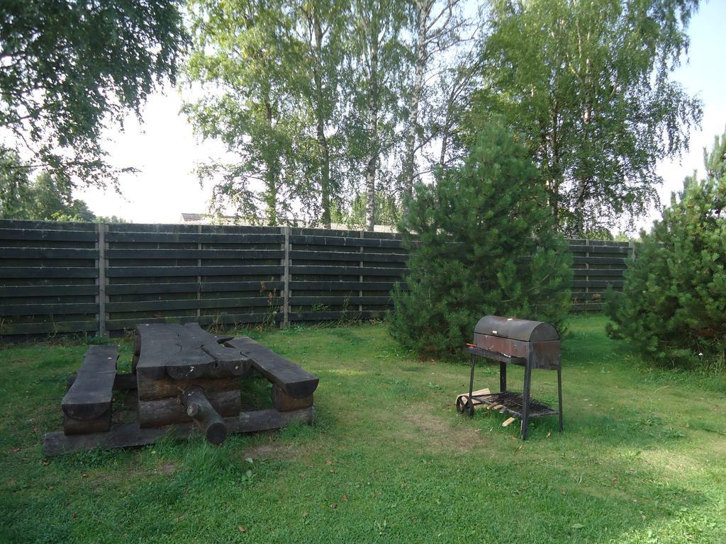 Paeevatalu Camping Hotell Vilusi Exteriör bild