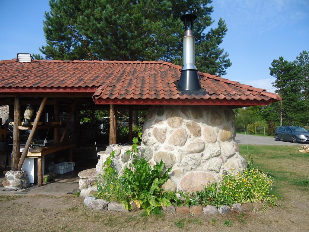 Paeevatalu Camping Hotell Vilusi Exteriör bild